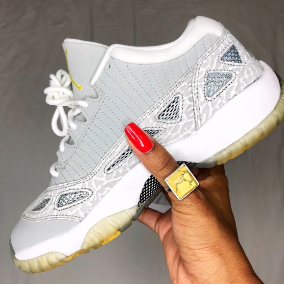 Jordan Shoes - Air Jordan Retro XI Low 濾 *Rare Color-way”